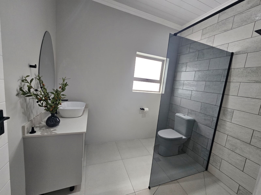 3 Bedroom Property for Sale in Stilbaai Wes Western Cape